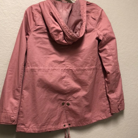 Pink utility jacket with hood and pockets - Picture 5 of 5